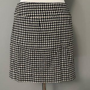 Banana Republic Houndstooth Mini Skirt